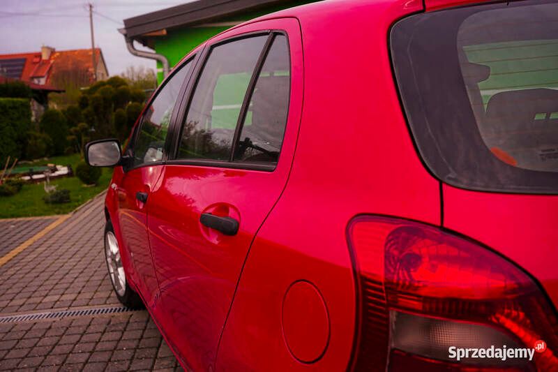 Używany Toyota Yaris 87 KM (63 kW) 2007 Hatchback