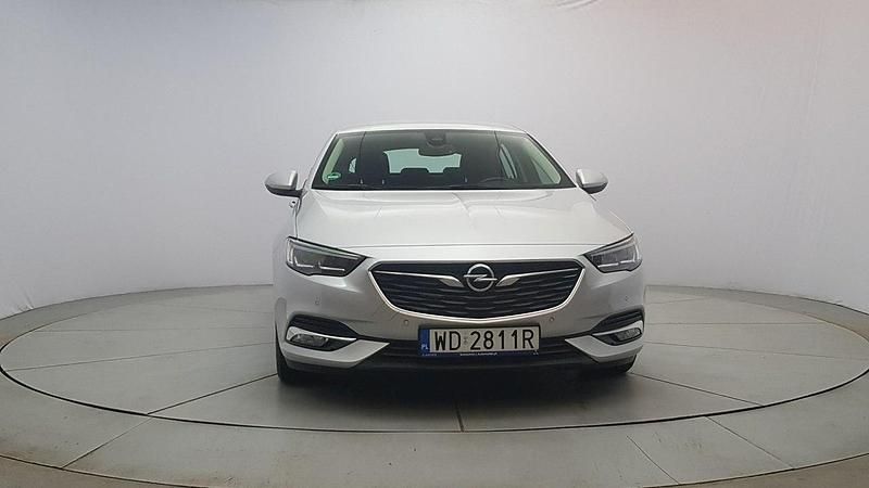 Używany Opel Insignia Elite 165 KM (121 kW) 2019 Srebrny Sedan/Limuzyna