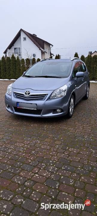 Używany 2010 Toyota Verso Minivan | 15 500 zł (Super Cena) - Obraz 1/4