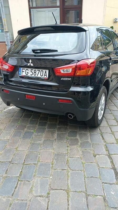 Używany Mitsubishi ASX 150 KM (110 kW) 2011 Czarny SUV