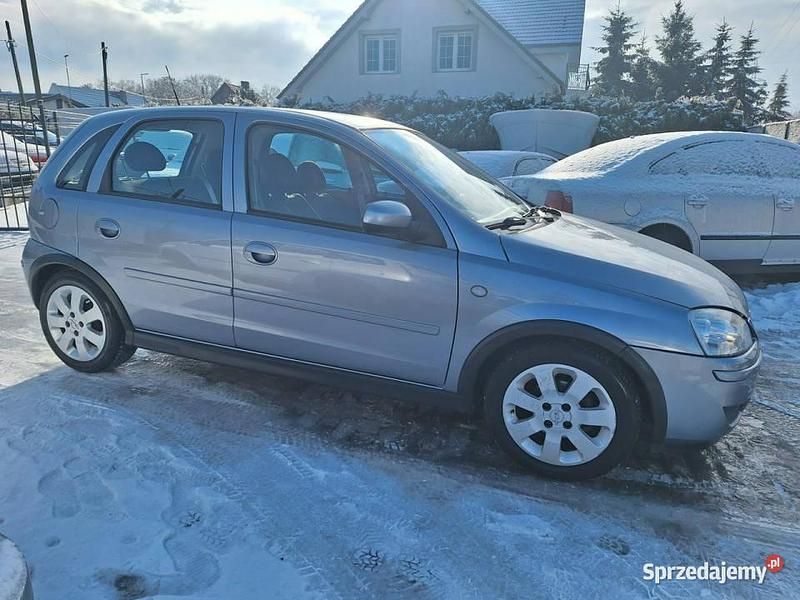 Używany Opel Corsa 80 KM (58 kW) 2005 Srebrny Hatchback