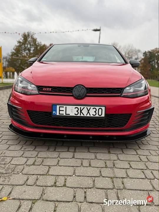 Czerwony Używany 2014 VW Golf VII GTI Hatchback | 62 999 zł (Uczciwa cena) - Obraz 1/4