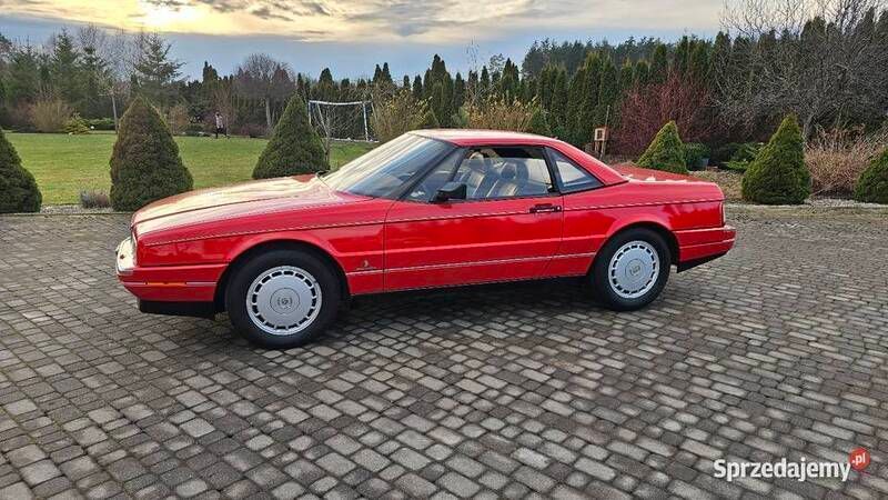 Czerwony Używany 1991 Cadillac Allante Coupe | 27 500 zł - Obraz 1/4