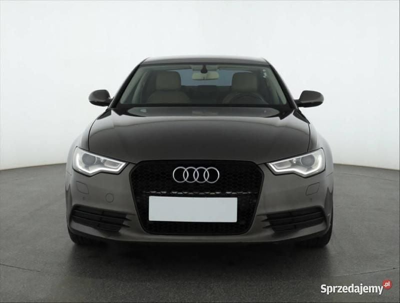Używany Audi A6 2012 Szary Sedan/Limuzyna