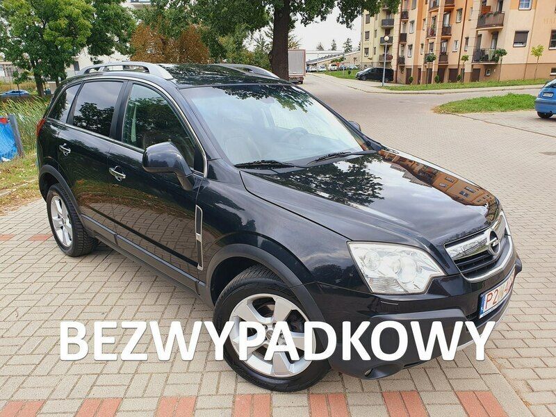 Czarny (metalik) Używany 2009 Opel Antara Cosmo SUV | 19 900 zł (Dobra cena) - Obraz 1/4