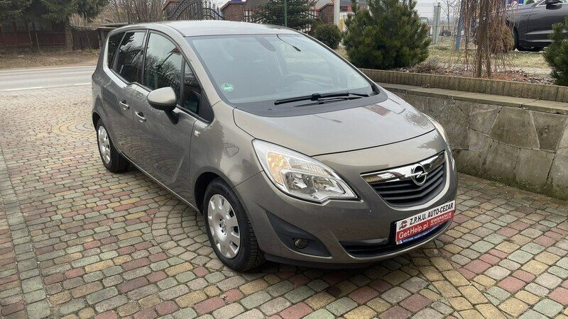 Złoty (metalik) Używany 2011 Opel Meriva Minivan | 25 900 zł (Uczciwa cena) - Obraz 1/4
