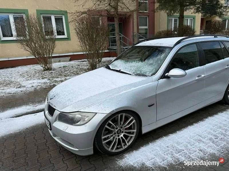 Używany BMW 330 231 KM (169 kW) 2008 Srebrny Kombi