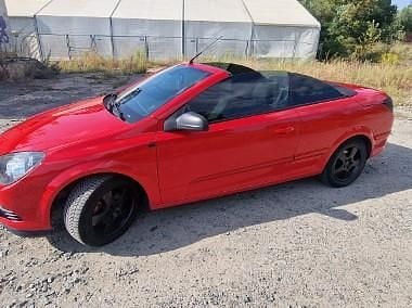 Czerwony Używany 2007 Opel Astra Cabriolet Kabriolet | 13 900 zł - Obraz 1/4