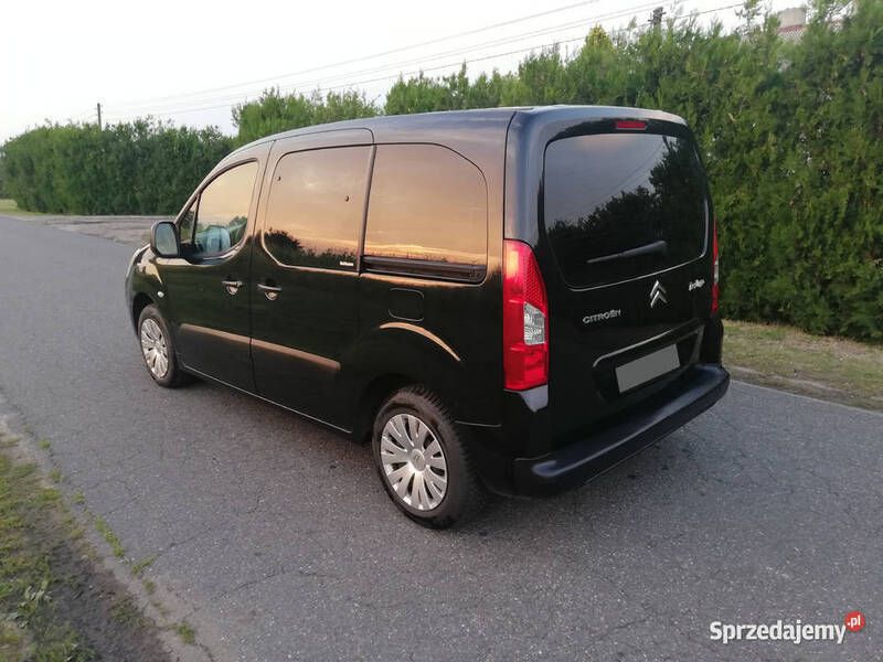 Używany Citroën Berlingo 88 kW (120 KM) 2011 Czarny Minivan