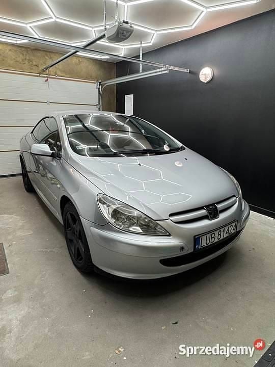 Używany Peugeot 307 CC 2005 Srebrny Kabriolet