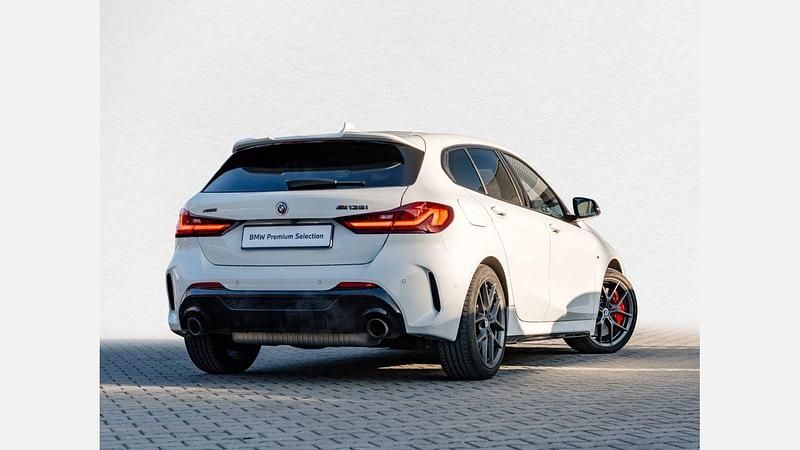 Używany BMW M135 M Performance 306 KM (225 kW) 2022 Biel alpejska Hatchback