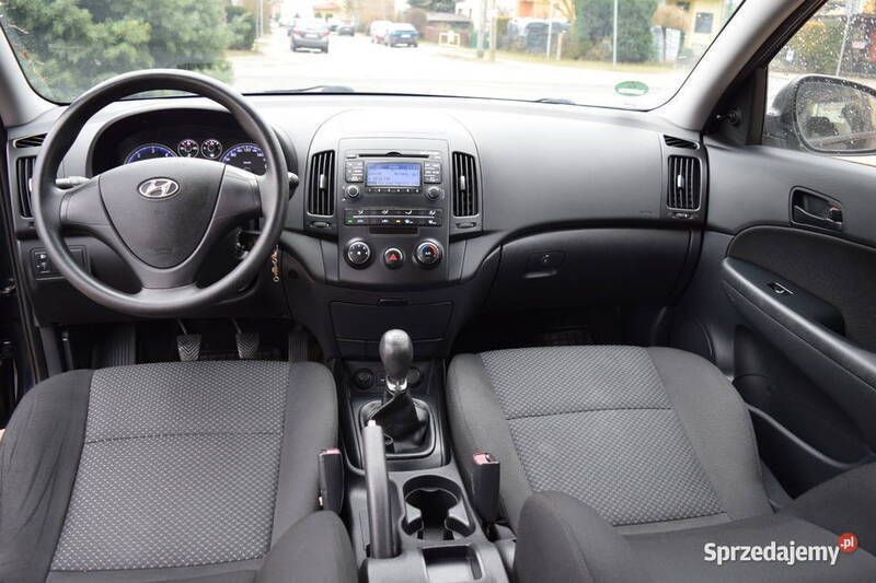Czarny Używany 2010 Hyundai i30 Kombi | 15 950 zł (Uczciwa cena) - Obraz 1/4
