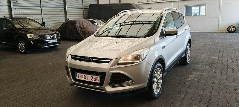 Srebrny Używany 2016 Ford Kuga SUV | 39 900 zł (Super Cena) - Obraz 1/4