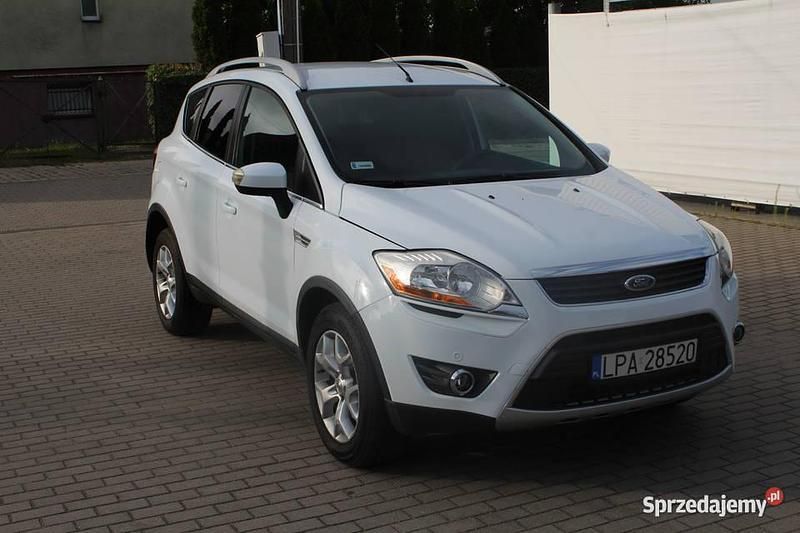 Biały Używany 2010 Ford Kuga SUV | 27 900 zł (Uczciwa cena) - Obraz 1/4