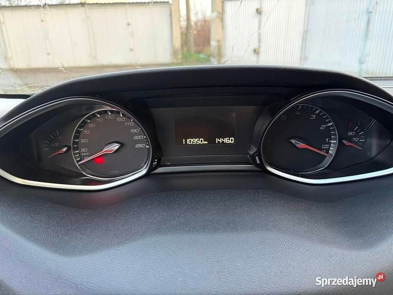 Używany Peugeot 308 SW 2015 Biały Kombi