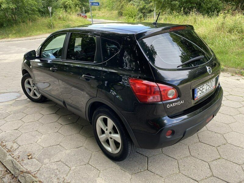 Używany Nissan Qashqai 141 KM (103 kW) 2008 Czarny SUV