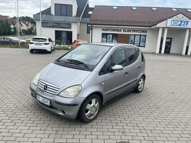Srebrny Używany 2000 Mercedes A160 Hatchback | 3300 zł - Obraz 1/4