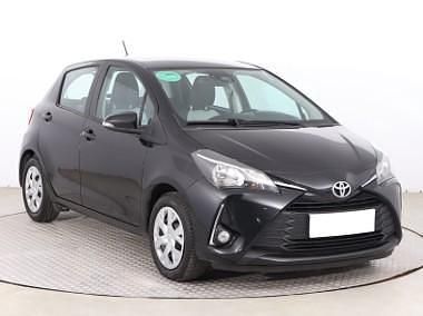 Czarny Używany 2018 Toyota Yaris Hatchback | 44 999 zł (Uczciwa cena) - Obraz 1/4