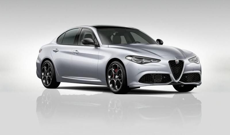 Nowe Alfa Romeo Giulia Veloce 280 KM (205 kW) 2025 Lakier metalizowany szary  vesuvio grey Sedan/Limuzyna