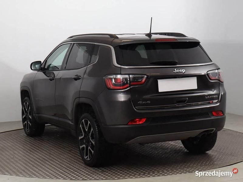 Używany Jeep Compass 2018 Szary SUV