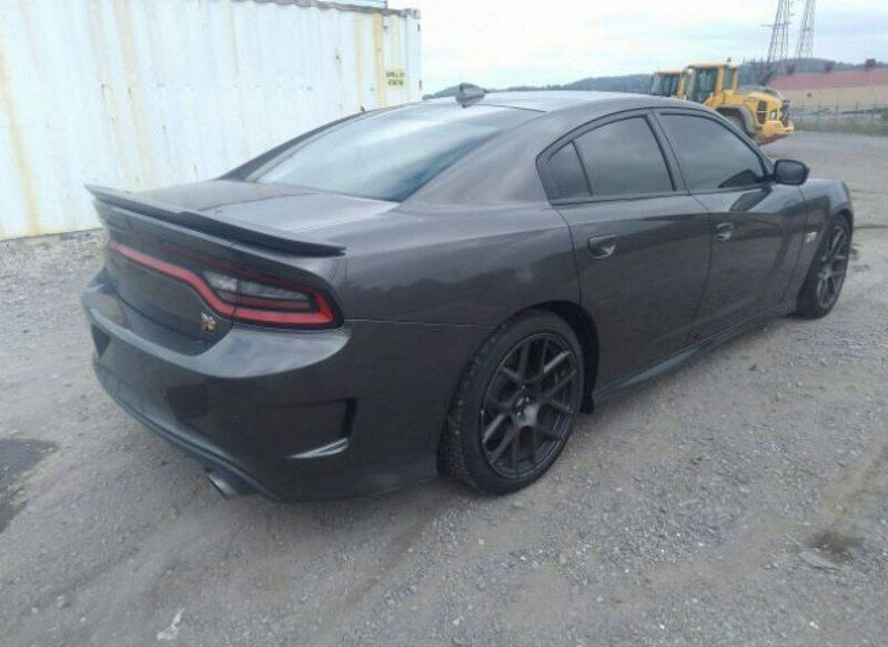 Używany Dodge Charger 485 KM (356 kW) 2018 Szary Sedan/Limuzyna