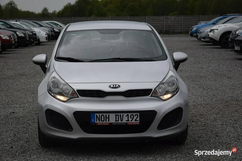Srebrny Używany 2014 Kia Rio 2 Hatchback | 28 900 zł (Uczciwa cena) - Obraz 1/4