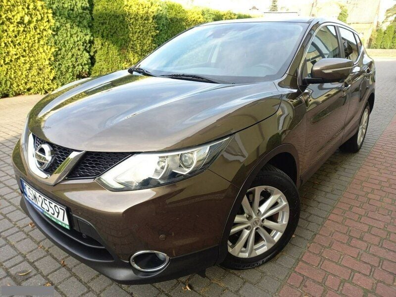 Brązowy Używany 2014 Nissan Qashqai SUV | 45 900 zł (Drogi) - Obraz 1/4
