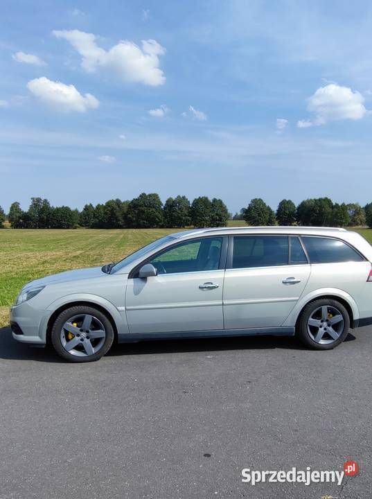 Srebrny Używany 2008 Opel Vectra Kombi | 10 900 zł (Uczciwa cena) - Obraz 1/4