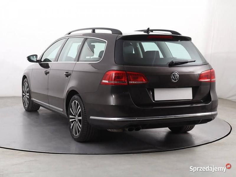 Używany VW Passat 2013 Brązowy Kombi