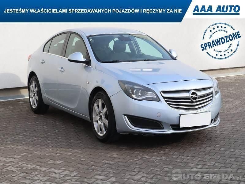 Używany Opel Insignia 2014 Błękitny