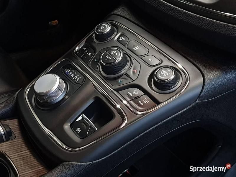 Używany Chrysler 200C 2014