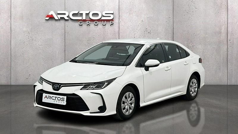 Biały Używany 2022 Toyota Corolla Active Sedan/Limuzyna | 73 900 zł (Uczciwa cena) - Obraz 1/4