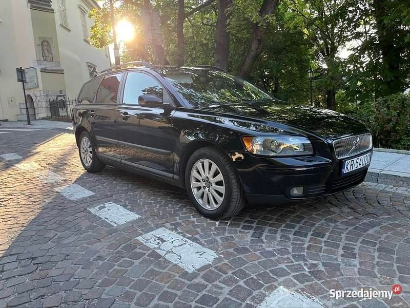 Czarny Używany 2004 Volvo V50 Kombi | 14 200 zł (Uczciwa cena) - Obraz 1/4