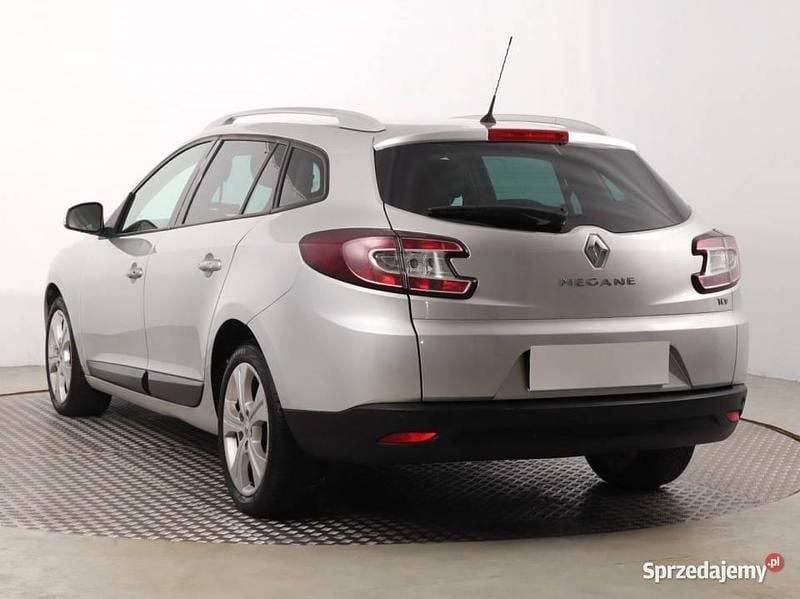 Używany Renault Mégane GrandTour 2010 Srebrny Kombi