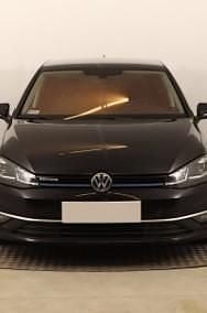 Używany VW Golf VII 131 KM (96 kW) 2018 Czarny Hatchback