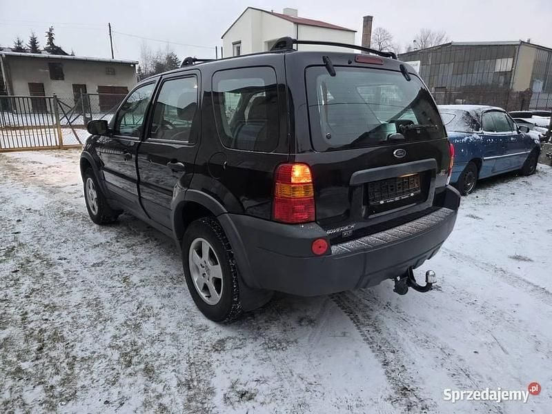 Używany Ford Maverick 2005 Czarny SUV