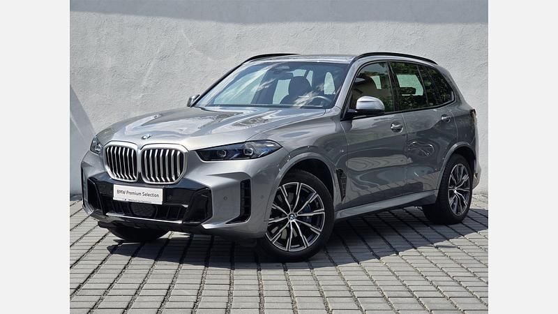 Szary skyscraper metalizowany Używany 2024 BMW X5 Shadowline SUV | 359 000 zł (Drogi) - Obraz 1/3