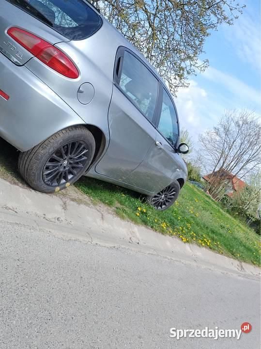 Używany 2005 Alfa Romeo 147 Hatchback | 6300 zł (Drogi) - Obraz 1/4