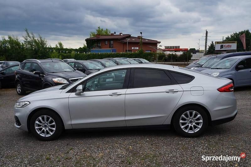 Srebrny Używany 2019 Ford Mondeo Hatchback | 62 900 zł (Uczciwa cena) - Obraz 1/4