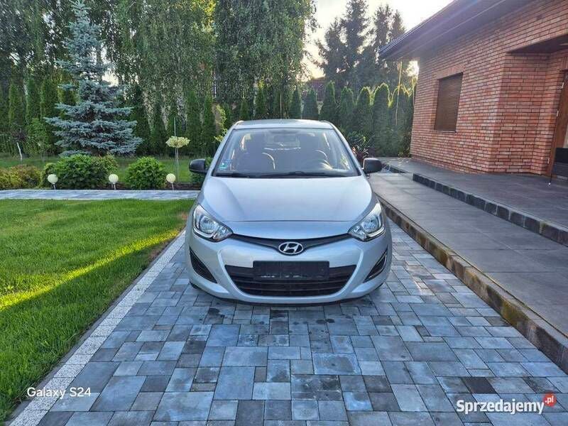 Używany 2013 Hyundai i20 Sedan/Limuzyna | 13 000 zł (Super Cena) - Obraz 1/4