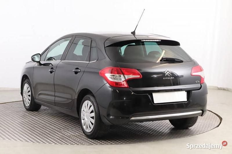 Używany Citroën C4 95 KM (69 kW) 2013 Czarny Hatchback
