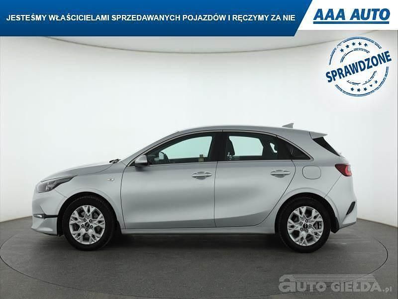 Używany Kia Ceed 2022 Szary Hatchback