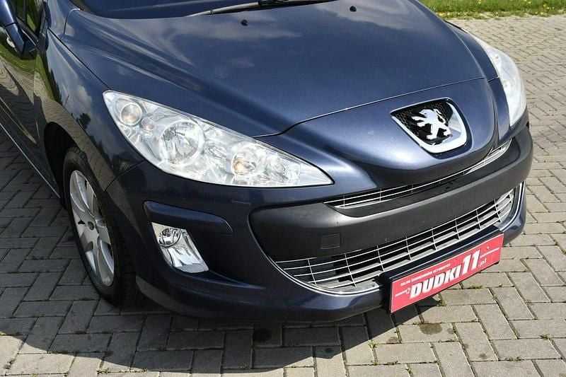 Używany Peugeot 308 SW 120 KM (88 kW) 2008 Niebieski ciemny (metalik) Kombi