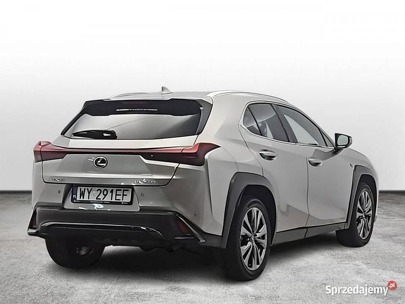 Używany Lexus UX Sport Design Packet 152 KM (111 kW) 2023 Szary (metalik) SUV