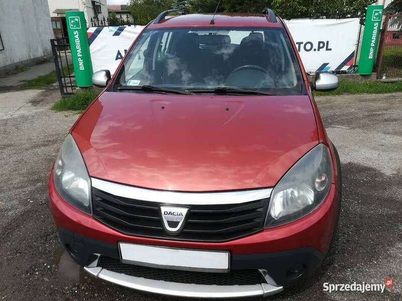Bordowy Używany 2009 Dacia Sandero Stepway Hatchback | 11 900 zł (Dobra cena) - Obraz 1/4