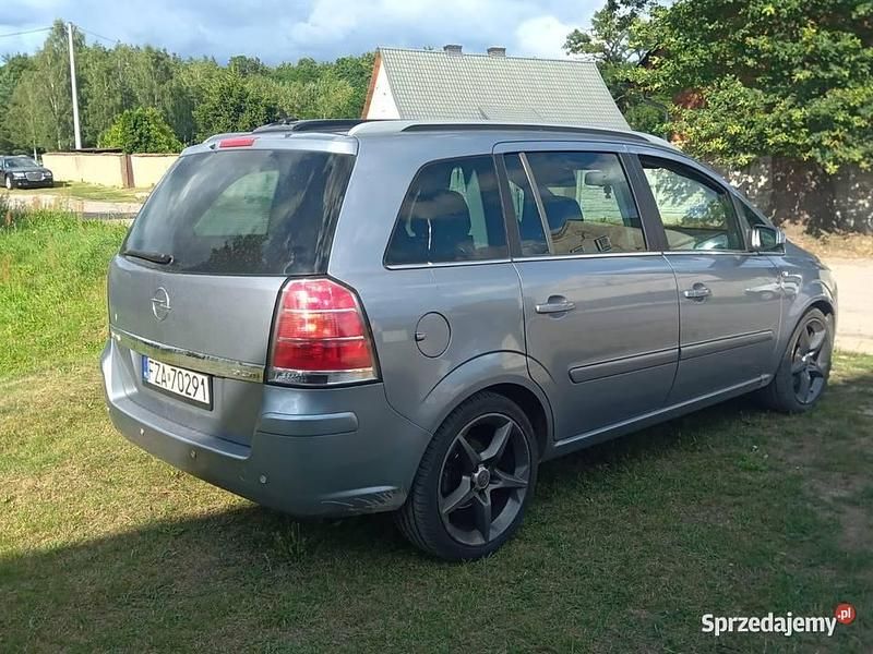 Szary Używany 2006 Opel Zafira Minivan | 6000 zł (Uczciwa cena) - Obraz 1/3