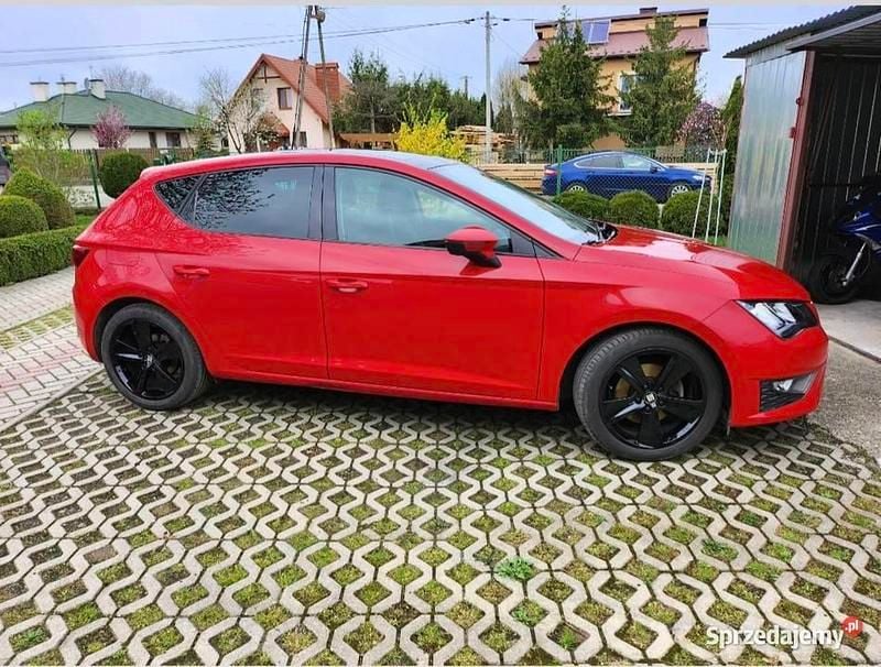 Używany Seat Leon FR 2014 Czerwony Hatchback