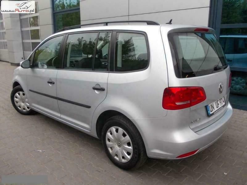 Używany VW Touran 105 KM (77 kW) 2010 Srebrny (metalik) Minivan