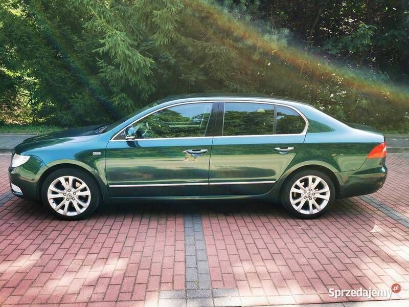 Zielony Używany 2011 Skoda Superb Hatchback | 26 700 zł (Super Cena) - Obraz 1/4