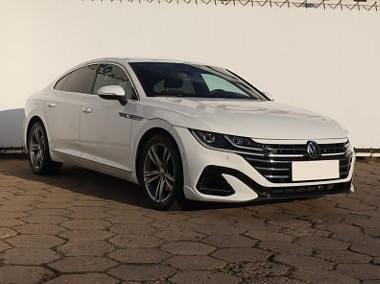 Używany VW Arteon 190 KM (139 kW) 2020 Biały Sedan/Limuzyna
